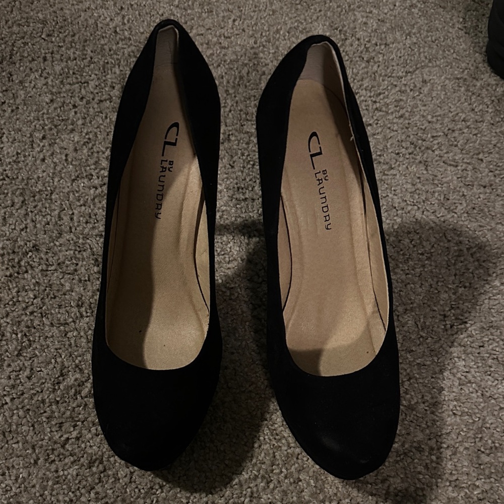 CL by Laundry Elegant Black Heels